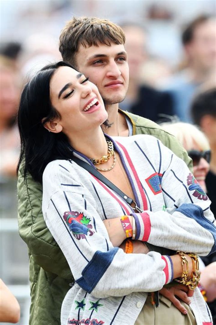 anwar hadid dua lipa