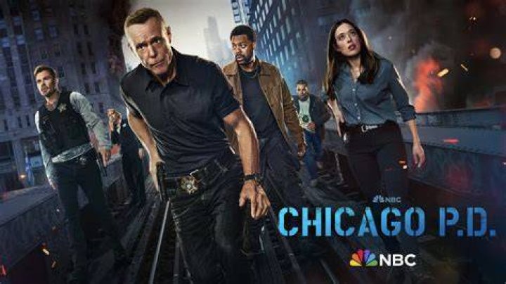 CHICAGO P.D. -- "Doubt" Episode 701 -- Pictured: (l-r) racy Spiridakos as Det. Hailey Upton, Jesse Lee Soffer as Det. Jay Halstead -- (Photo by: Matt Dinerstein/NBC)