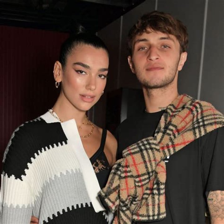 Dua Lipa & Anwar Hadid