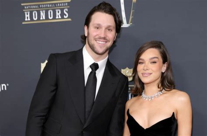 hailee steinfeld, josh allen