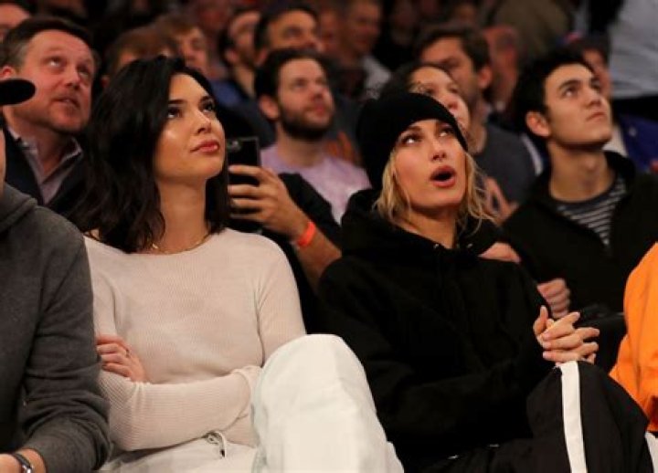 Hailey Bieber, Kendall Jenner