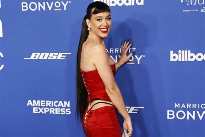 Katy Perry In A Tight Orange Dress