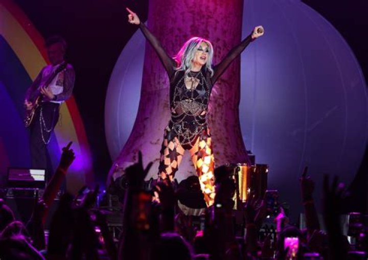 Kesha concert