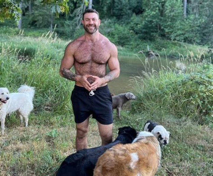 Lee Asher 34 years