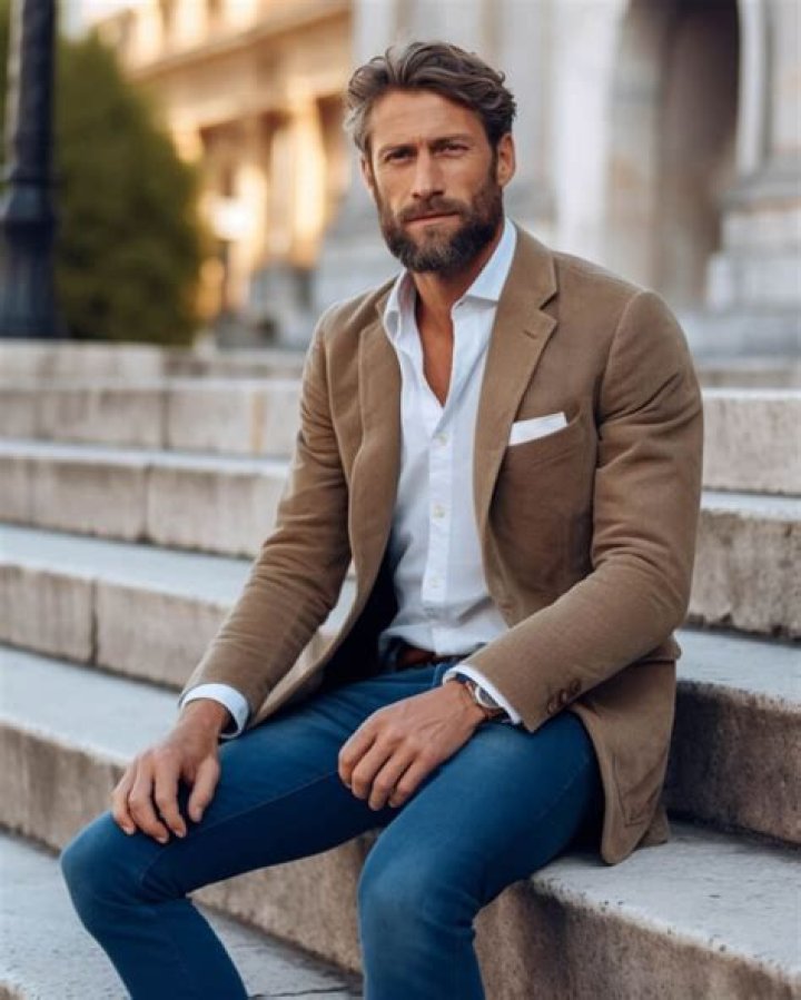 Model in brown blazer at the Michael Kors Spring 2016 show