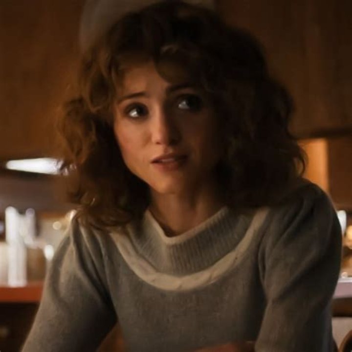 Natalia Dyer