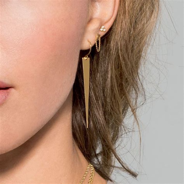 Ritani Star Earrings