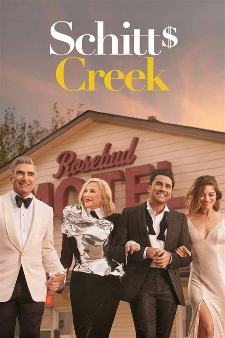 SCHITT'S CREEK, from left: Eugene Levy, Catherine O'Hara, 'Smoke Signals', (Season 6, ep. 601, aired in the US on Jan. 7, 2020). photo: &copy;CBC / courtesy Everett Collection