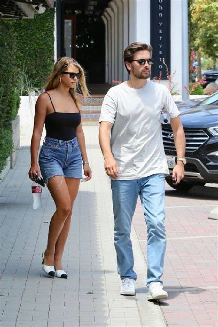 Sofia In Daisy Dukes