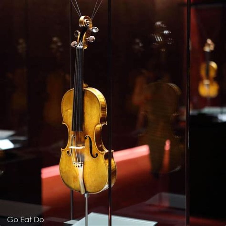 Stradivari