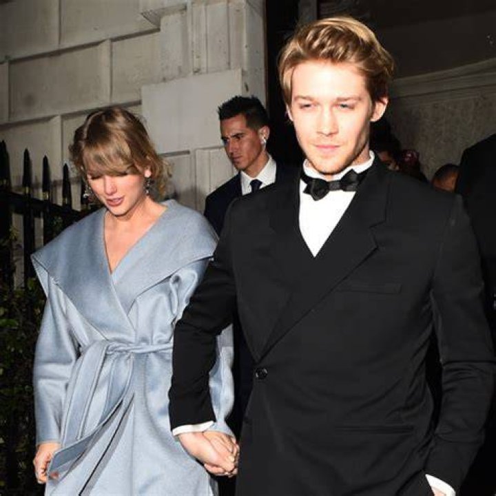 Taylor Swift, Joe Alwyn