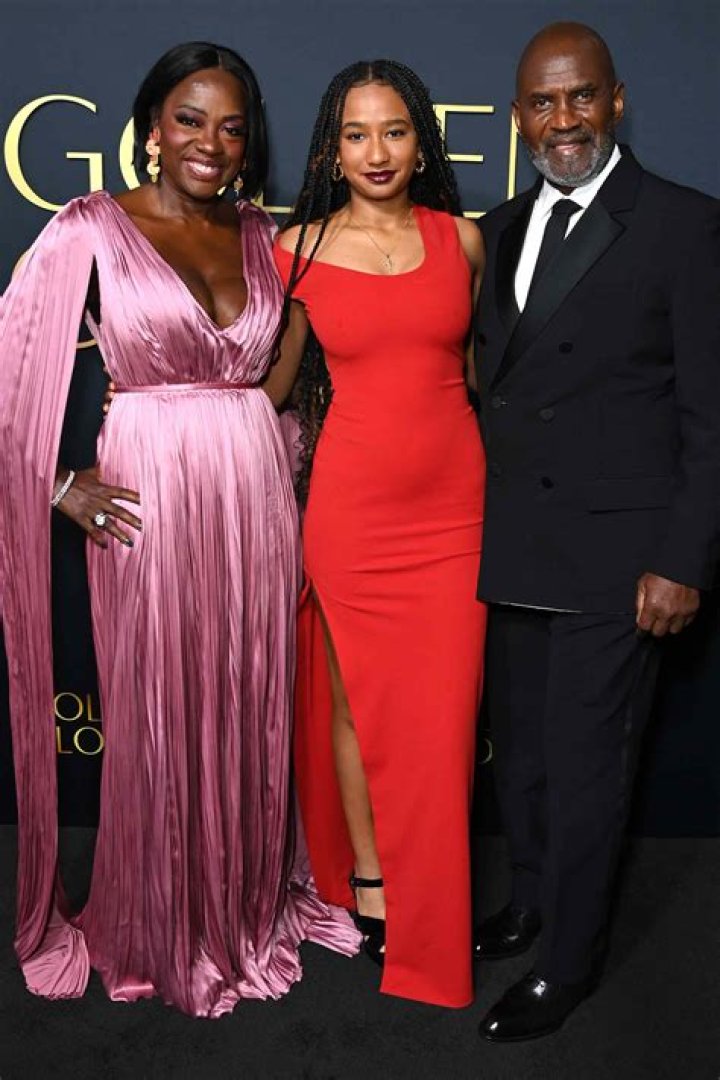 Viola Davis, Genesis Tennon